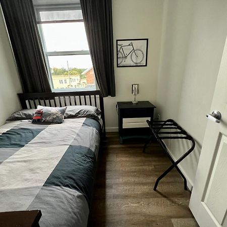 Sutton - Condo Au Coeur Du Village מראה חיצוני תמונה